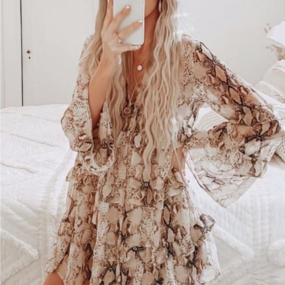 Vici Beige Snake Print Blouse